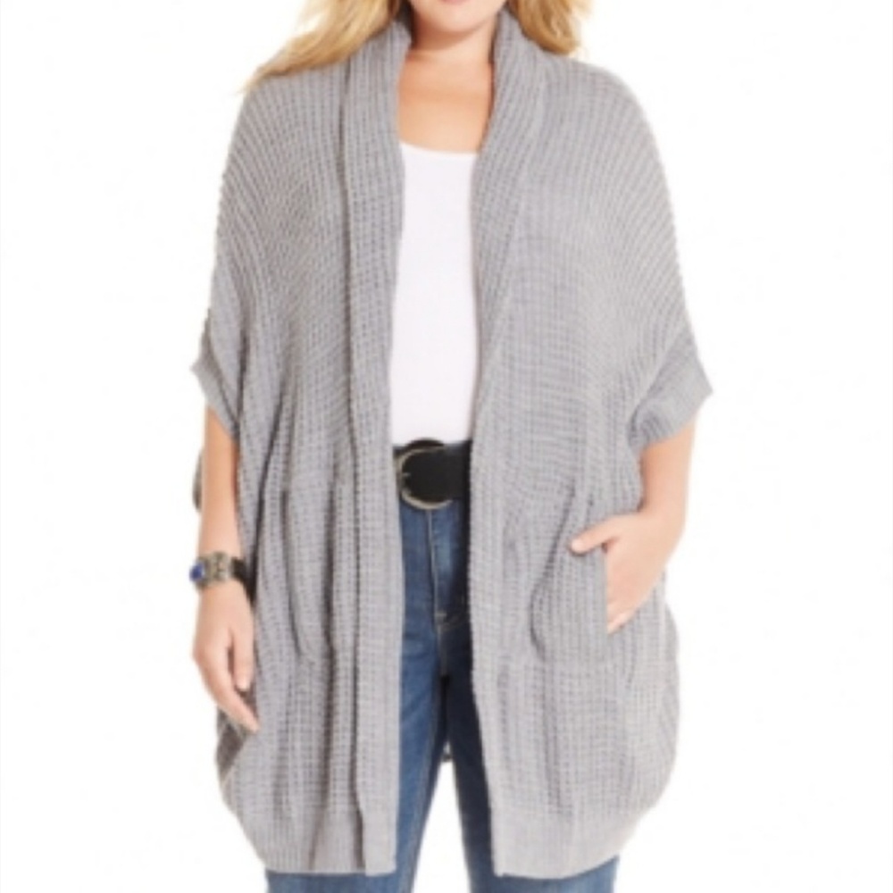 (sold)Melissa McCarthy seven7 Gray cardigan 2X
